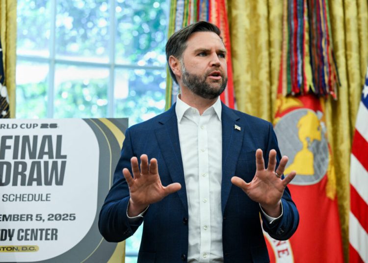 JD Vance vizitează Azerbaidjan și Armenia: Anunț surpriză de Trump!