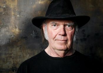 Un artist american își oferă muzica Groenlandei ca răspuns la Trump!