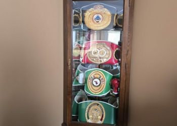 Lucian Bute își deschide sala de box: un vis devine realitate!