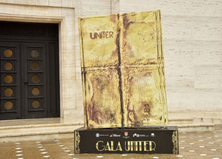 Gala Premiilor UNITER: Victor Rebengiuc, omagiat pentru carieră legendara!