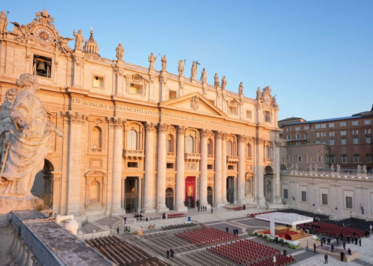 Banca Vaticanului introduce indici bursieri catolici în SUA și Europa!