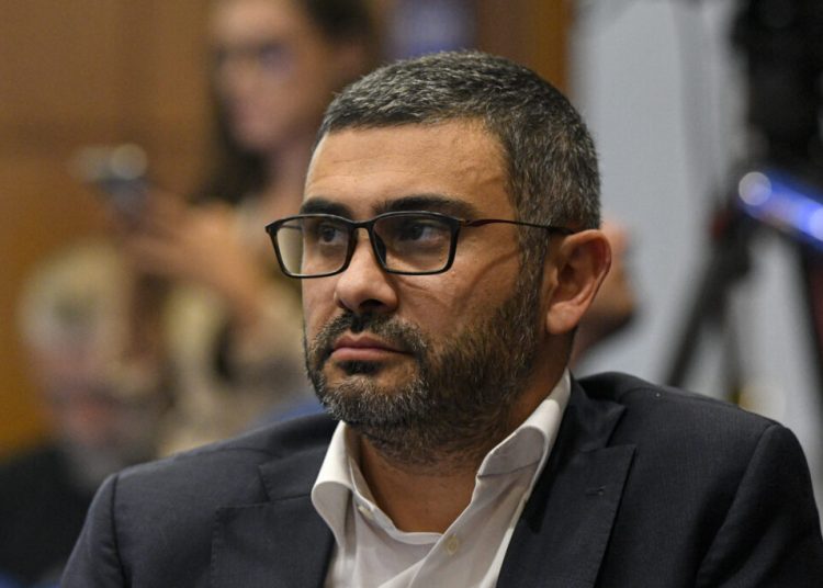 Manole: „Nu văd cum s-ar putea tăia sau crește impozitele”