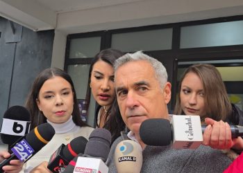 Călin Georgescu acuză „forțe sataniste” la ieșirea de la tribunal!