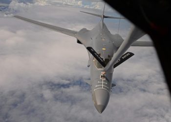 Candidatul la președinție face o promisiune șocantă: bombardamente externe!