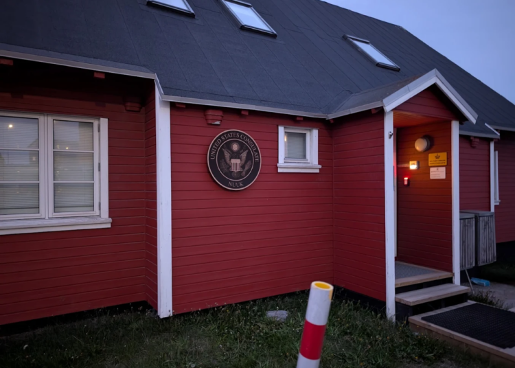 „Refuzul surprinzător: Groenlanda și Danemarca rejectează nava lui Trump!”