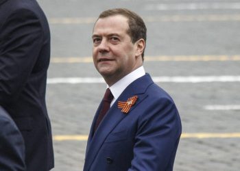 Medvedev aplaudă pe Trump, dar contestă pericolul submarinelor SUA!