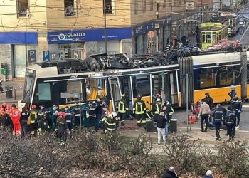 Tragedie în Milano: tramvai deraiat, un mort și 39 de răniți!