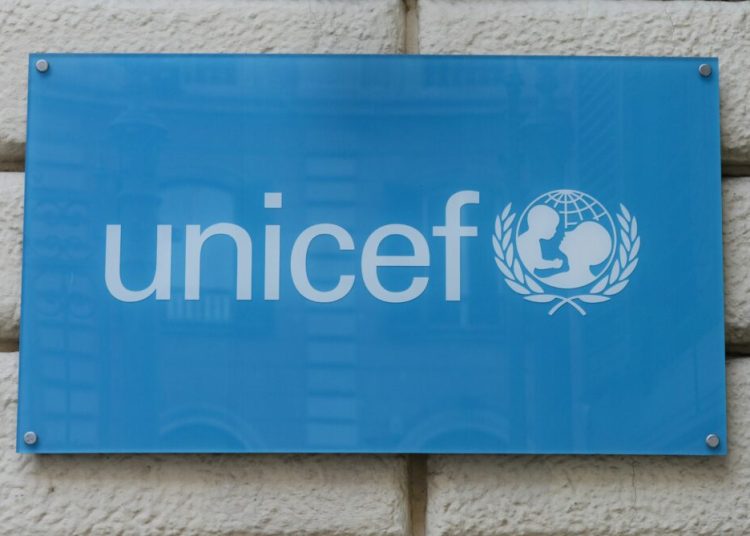 Munca domestică ar putea tripla numărul copiilor care muncesc global!