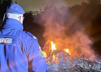 Bistrița: Bărbat amendat pentru incendierea gunoaielor lângă gaz!