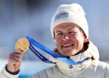 Johannes Klæbo strălucește: a doua medalie de aur la Milano Cortina!