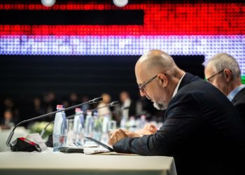 Kelemen le răspunde PSD și PNL: Politica rotativă e pentru 2027!