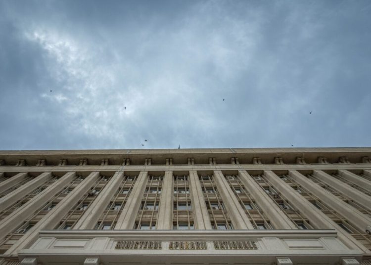 Ministerul Apărării: Cum găsește furnizorii pentru proiectele SAFE?