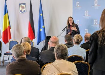 Oana Țoiu lansează cursuri de română și reînvie Comisia România-Bavaria!