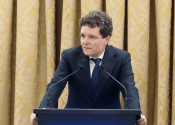 Nicușor Dan acuză CCR de tergiversare: „Evident pentru toți!”