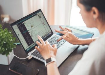 Tehnologia explodează: 650 de miliarde de dolari pentru AI până în 2026!