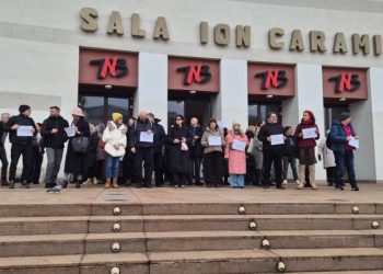 Actorii TNB protestează! Ministrul Culturii renunță la normarea muncii artistice