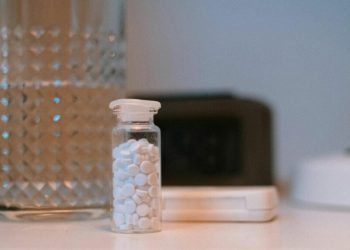 Provocarea virală periculoasă: Paracetamolul și ruleta rusească!