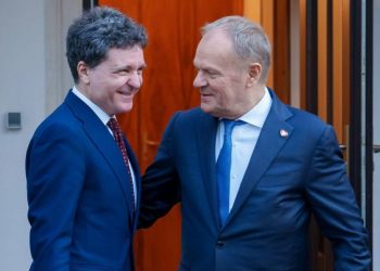 Nicușor Dan se întâlnește cu Donald Tusk în Polonia: Detalii exclusive!