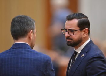 Fostul ministru Adrian Chesnoiu, condamnat la 4 ani de închisoare!