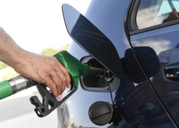 Benzinarii avertizează: Ce măsuri trebuie să ia statul pentru stocuri?