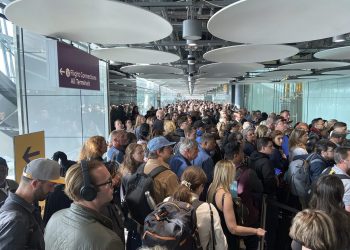 Opt avioane de pasageri decolate din Abu Dhabi: Unde zboară?