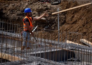 Criza în construcții: Lucrările au scăzut cu 69% în ianuarie 2026!