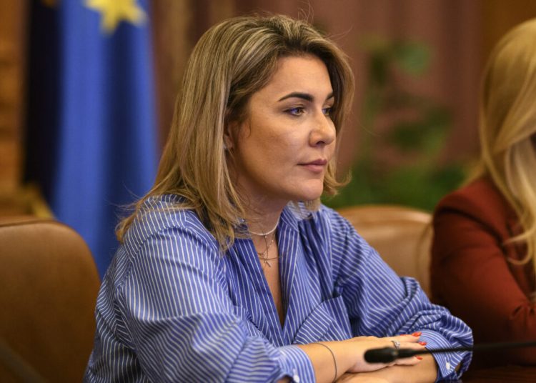 Gianina Șerban (AUR): „Cerem demisia Oanei Țoiu! Respect pentru români!”