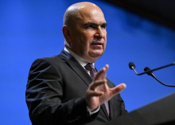 Guvernul pregătește modificări: Vârsta de pensionare, în atenția săptămânii viitoare!