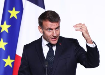 Macron întărește prezența militară în Golf după atacurile asupra Iranului