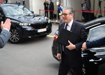 Starmer își schimbă poziția: baze britanice pregătite pentru atacuri SUA în Iran