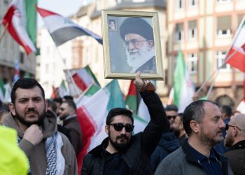 Iranul își cheamă cetățenii să-l sprijine pe noul lider, Mojtaba Khamenei