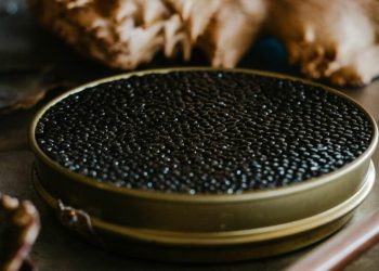 Caviar ecologic din Europa: Prețuri record de până la 8.000 euro/kg!