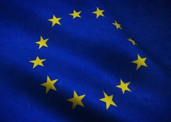 SAFE: Promisiuni de transparență vs. presiunea industriei de apărare