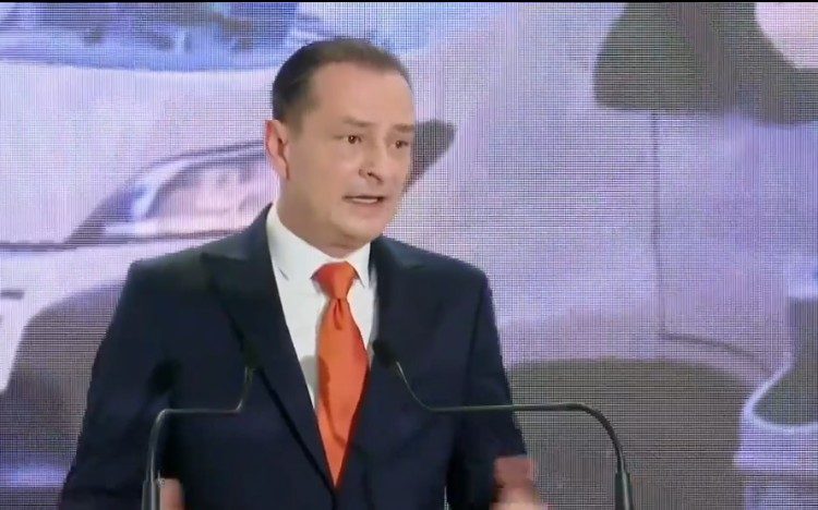 Băluță anunță reducere de 50% la abonamentele STB și Metrorex în Sectorul 4!