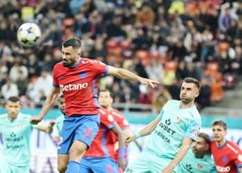 FCSB învinge UTA și preia conducerea în play-outul Superligii!