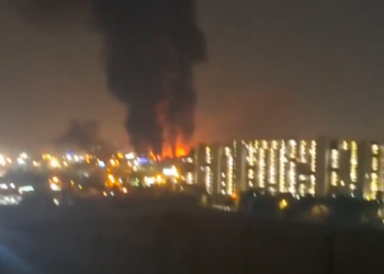 Alertă la Teheran: Apărarea aeriană activată după atacuri intense!