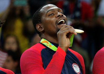 Kevin Durant, la doar 25 de puncte de a-l egala pe Michael Jordan!