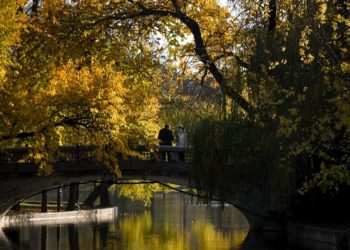 Weekend-ul acesta în București: Ce surprize ne aduce vremea?