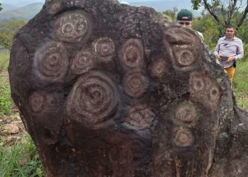 Arheologii dezvăluie cele mai vechi petroglife preistorice!