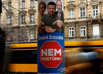 Viktor Orban umple Budapesta cu portrete ale lui Zelenski, înainte de alegeri!