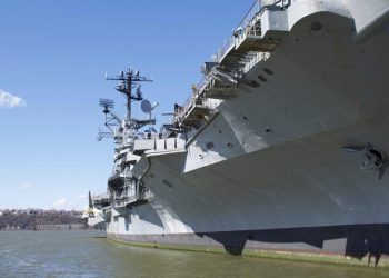 Polonez arestat în Grecia pentru spionaj la baza militară americană din Creta