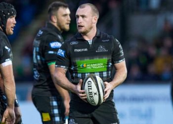 Regele Charles îi ia distincția MBE lui Stuart Hogg, fost căpitan al Scoției!