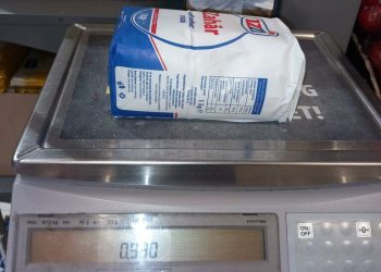 ANPC blochează 140 de tone de zahăr: 10 tone plătite în plus!