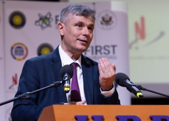 Virgil Popescu: „PSD nu va schimba premierul, liberalii nu acceptă!”