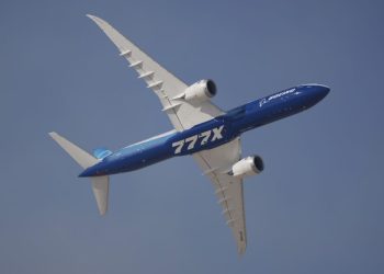 Emirates păstrează zboruri reduse: Ce înseamnă pentru călători?