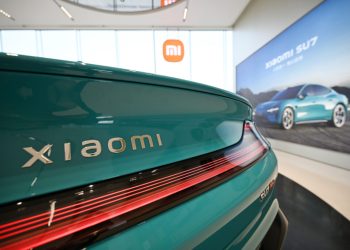 Xiaomi lansează provocarea Tesla în segmentul vehiculelor electrice premium!