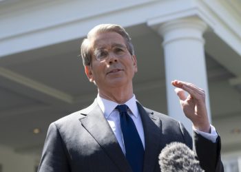 SUA prelungește derogarea de la sancțiunile petroliere rusești!