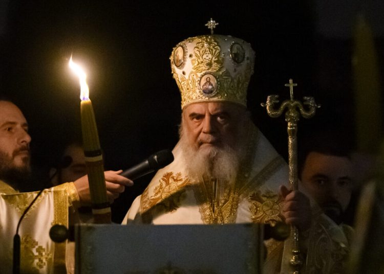 Patriarhul Daniel: Mircea Lucescu, un creștin evlavios și generos!