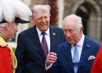 Regele Charles rămâne ferm: vizita în SUA continuă după atacul din Washington