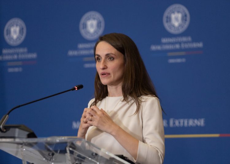 Oana Țoiu dezvăluie: Peste 5.000 de dosare diplomatice declasificate!